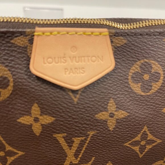 Louis Vuitton Monogram Canvas Multi Pochette Accessories Gold Hardware (118344) - Picture 3 of 12
